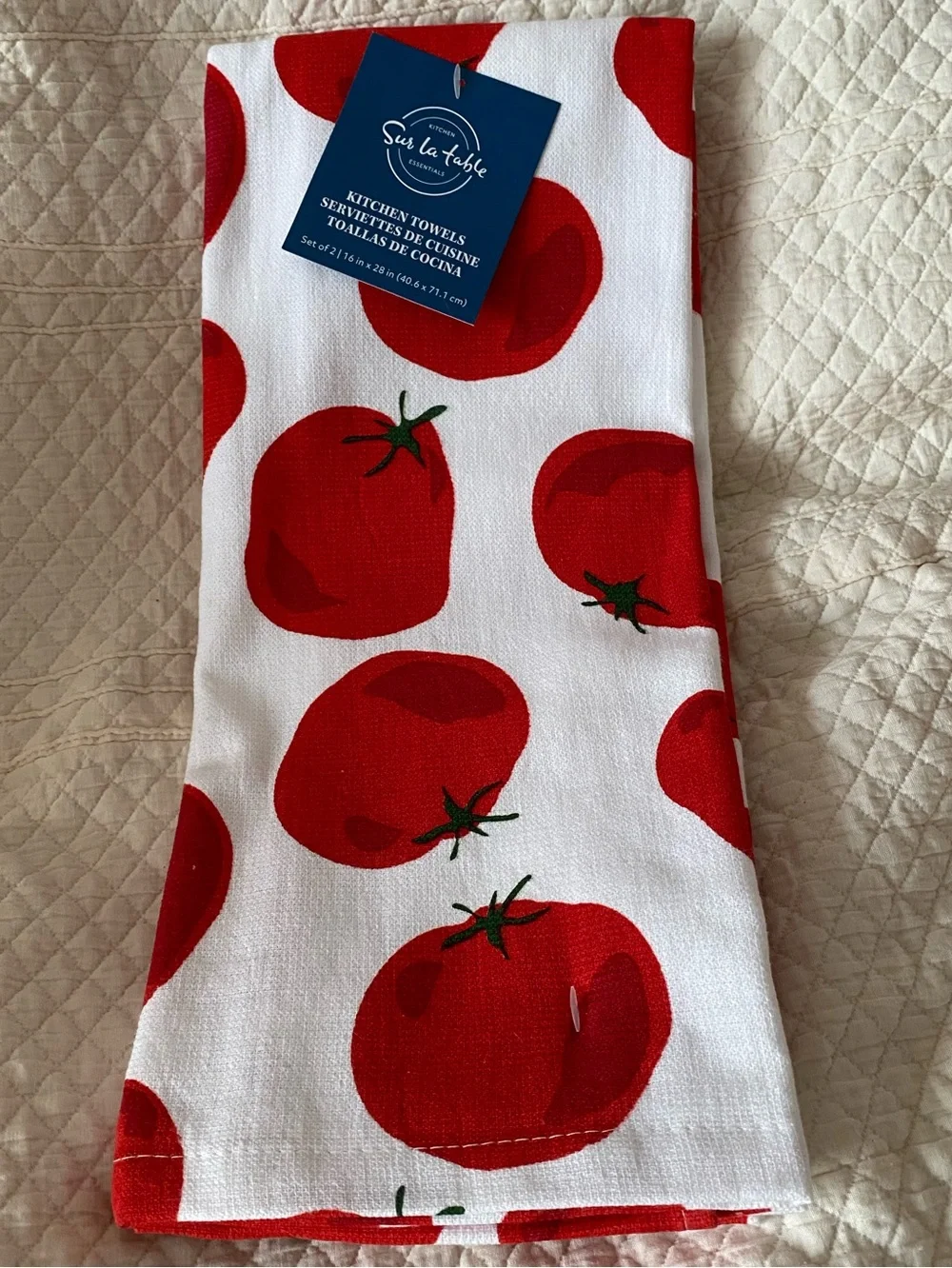 Sur La Table “Tomato” Drying Mat, Mini Oven Mitts and Kitchens Towel Set
